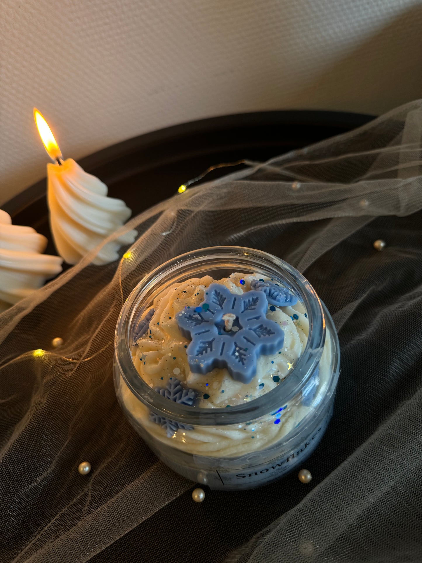 Snowflakes scented candle