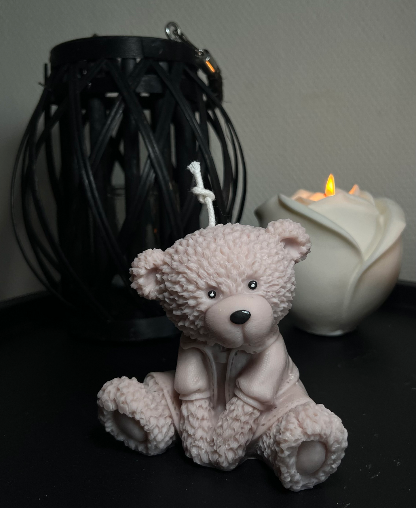 Sitting bear