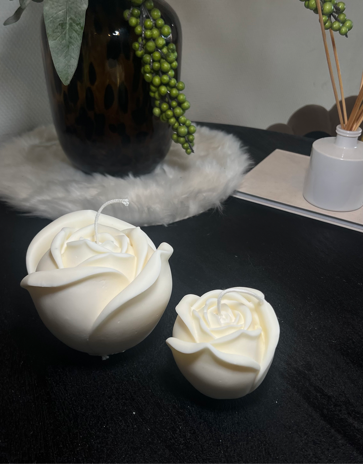 Rosebud candle