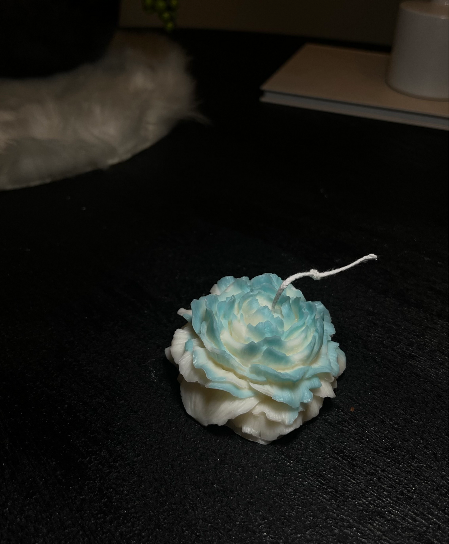 Peony candle