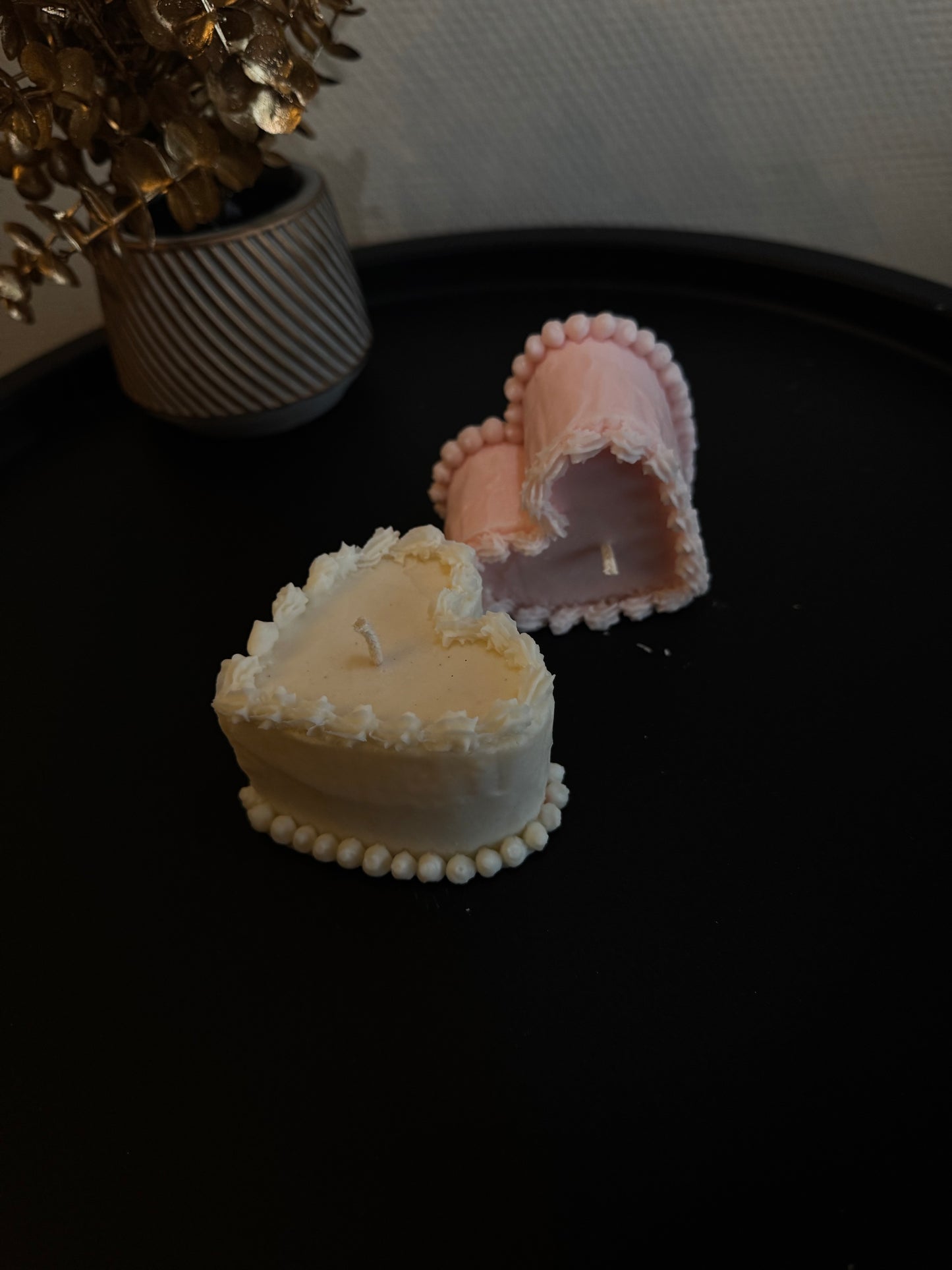 Cake heart candle