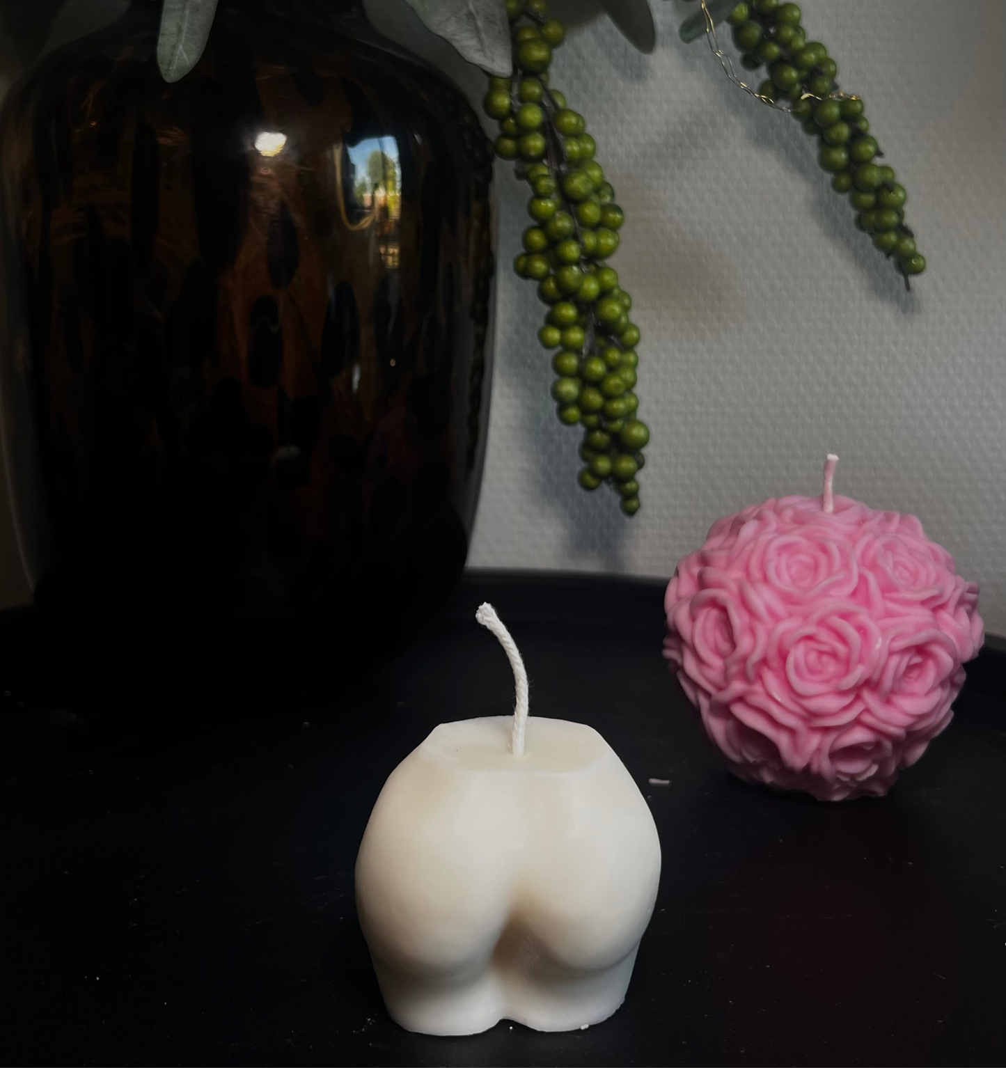 Booty candle