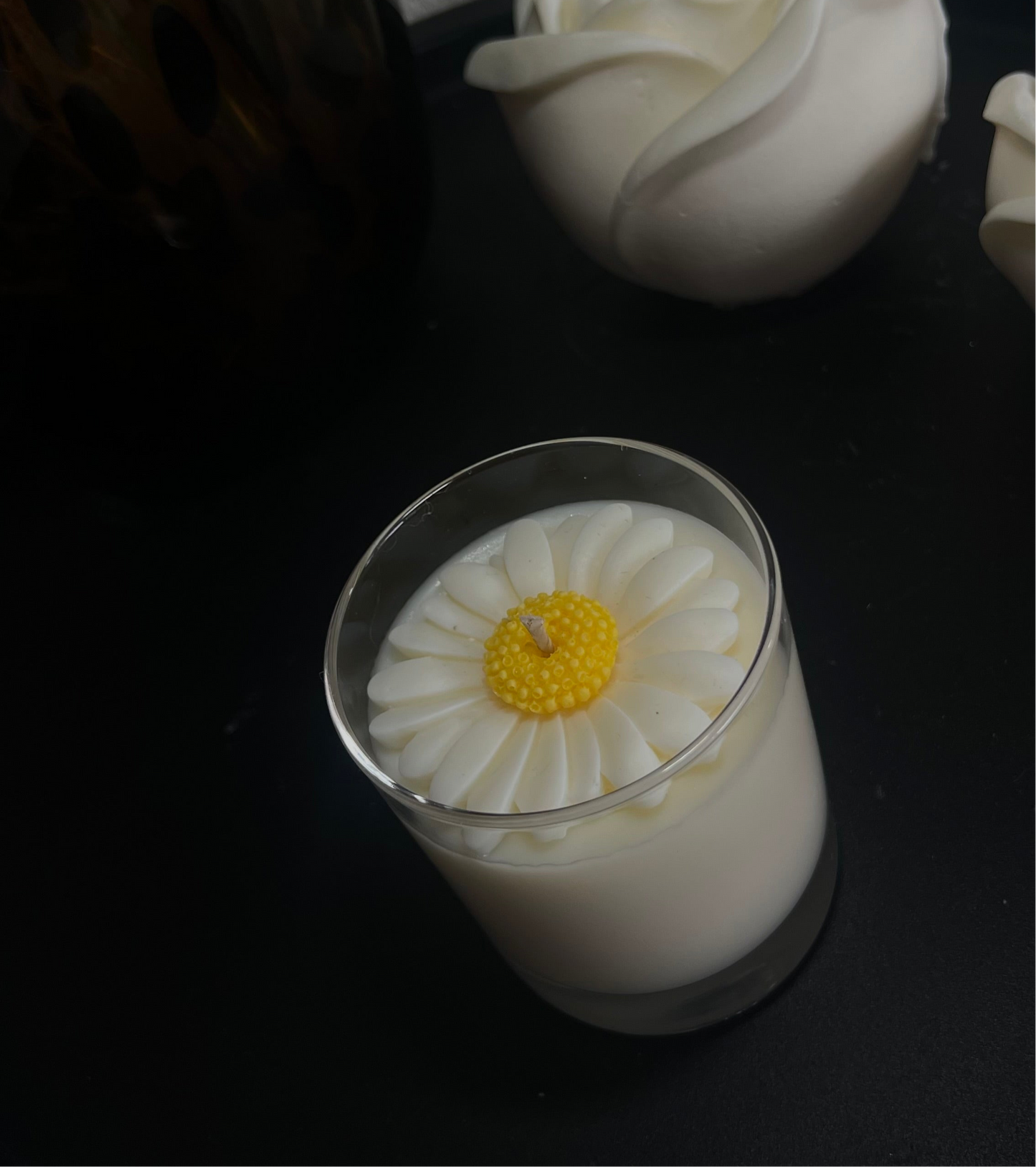 Daisy candle