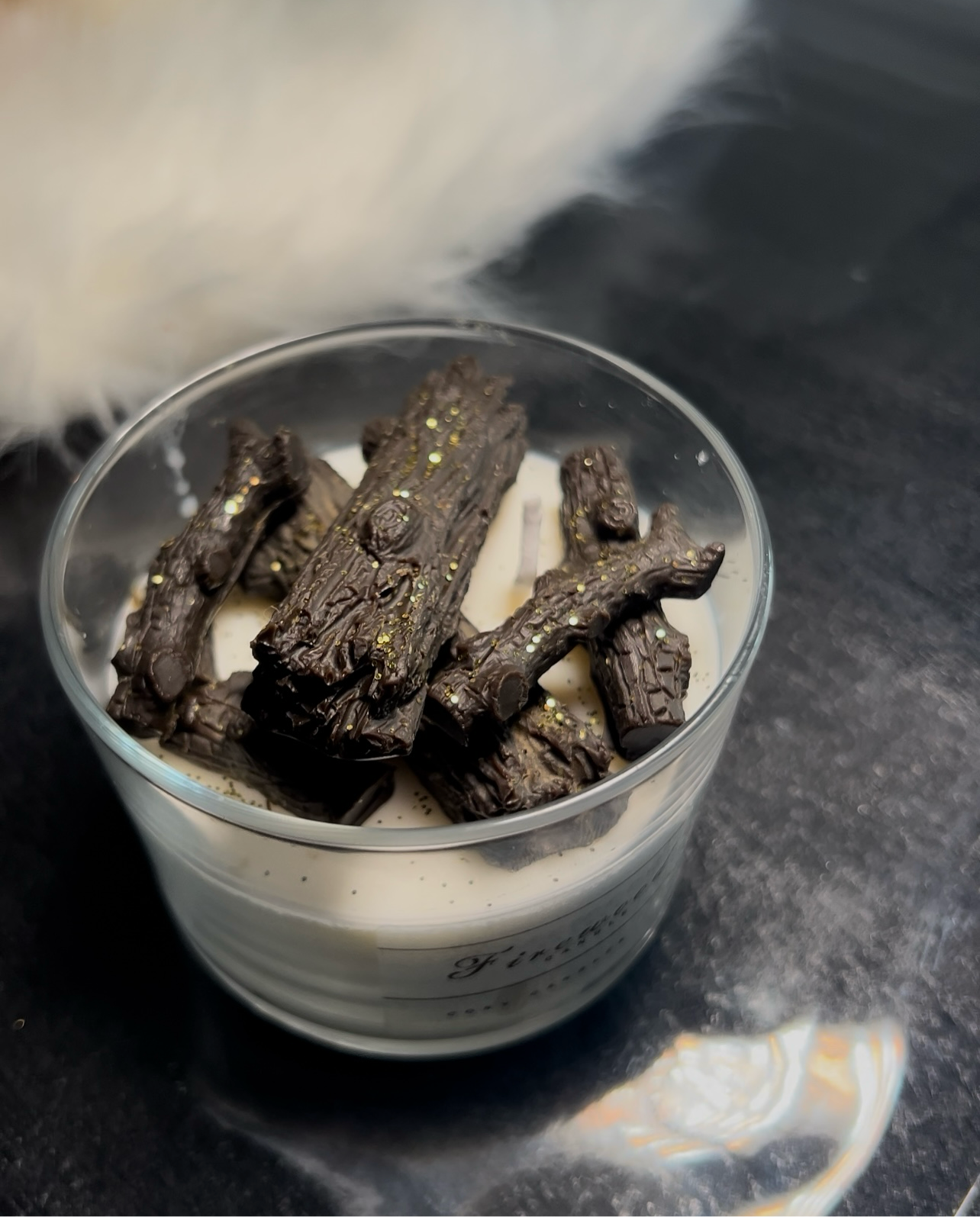 Firewood scented candle