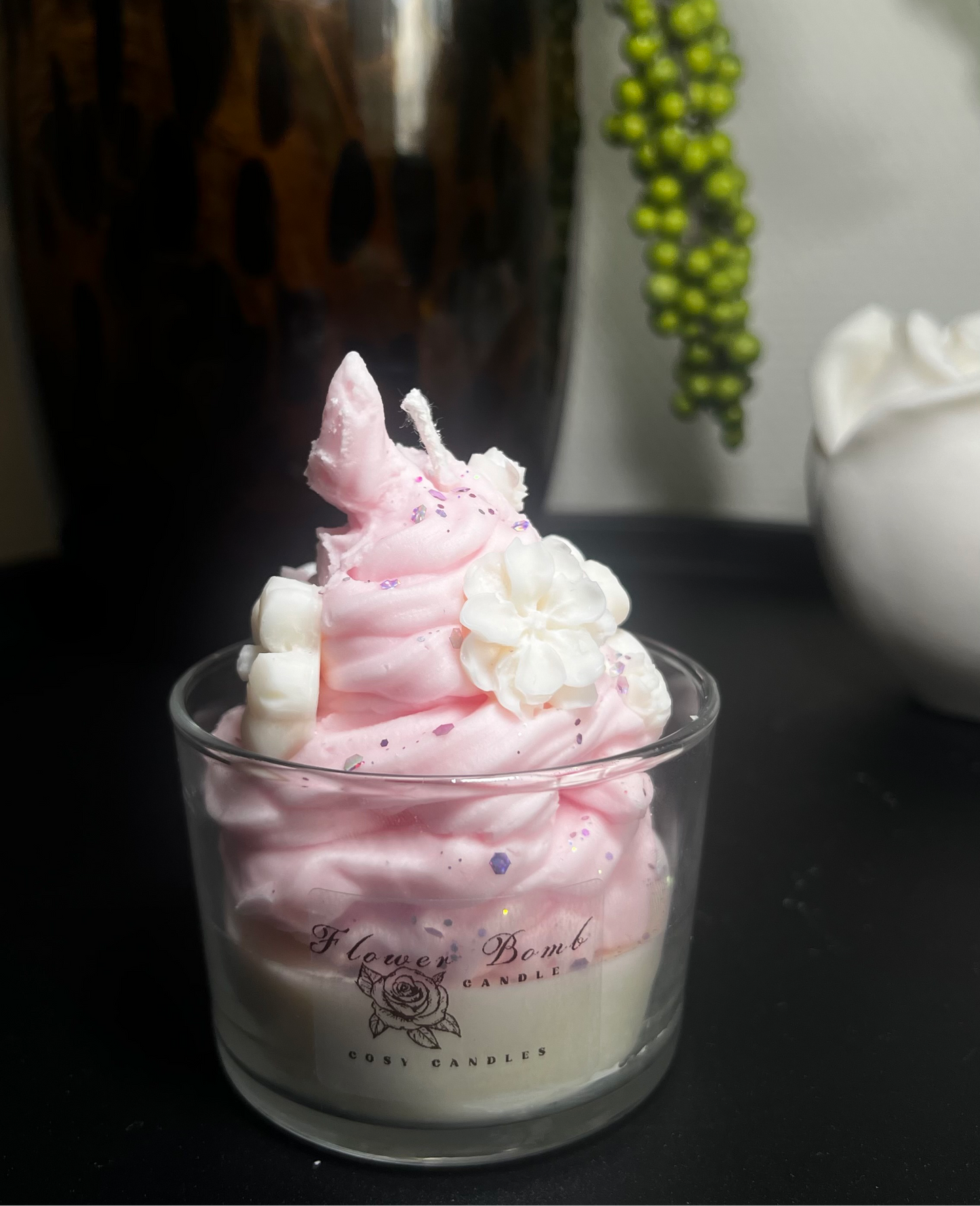 Flower bomb scented candle