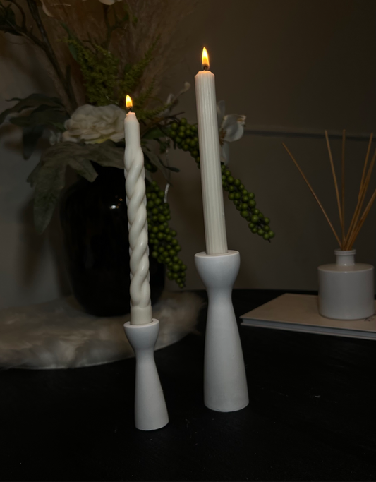 Dinner candle holder