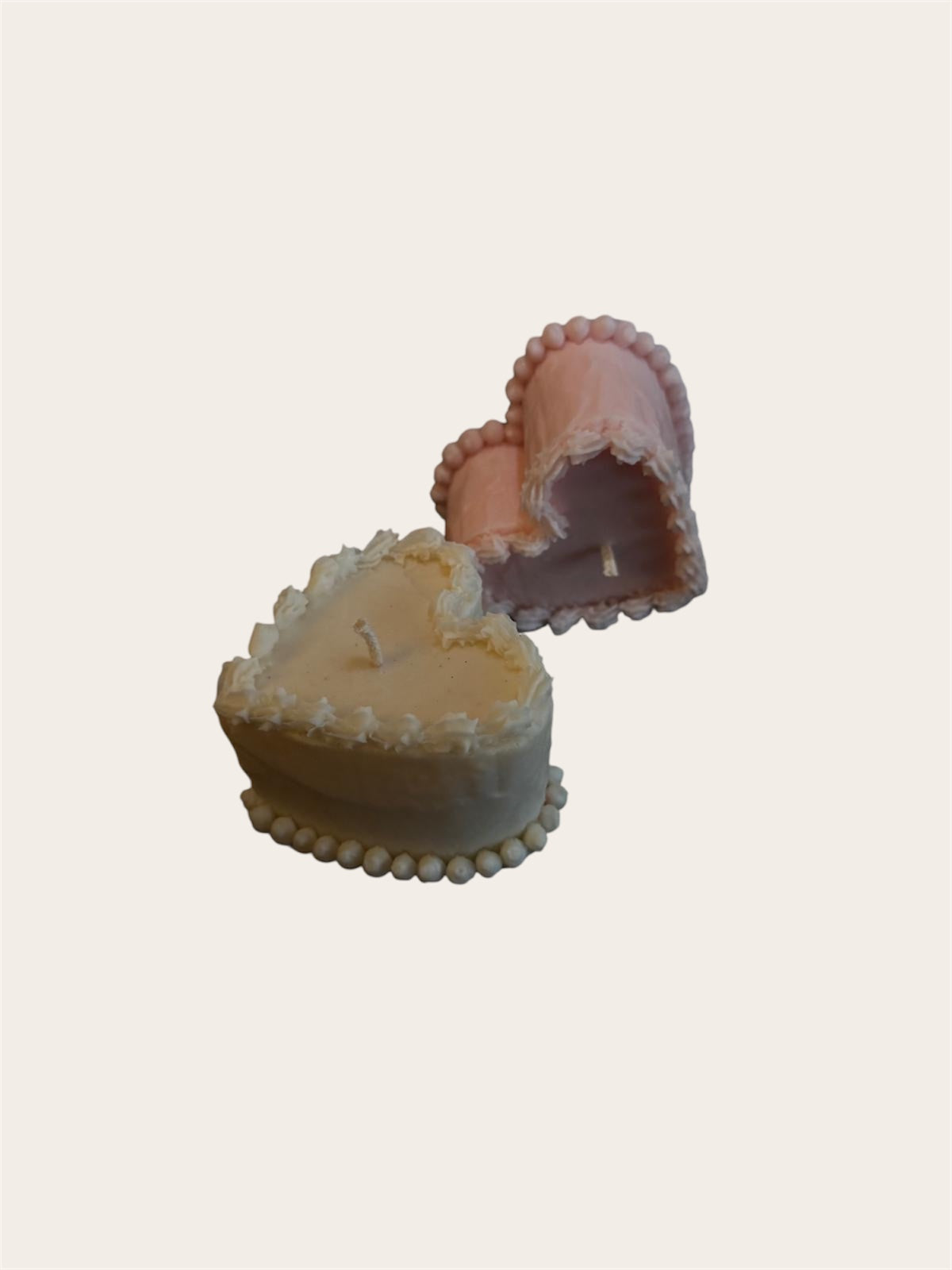 Cake heart candle